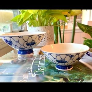 2 Blue & White Fishnet Style Ceramic Rice Bowls